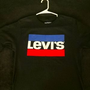 Levi's Tshirt
